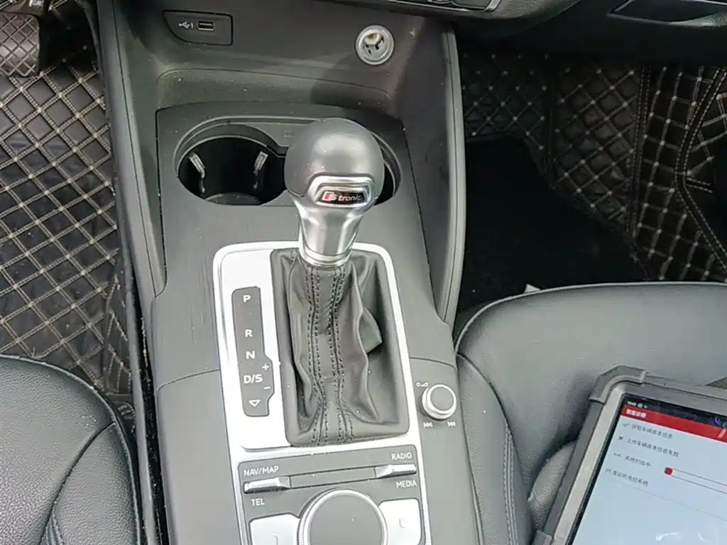 Audi A3 2018 30th Anniversary Model Sportback 35 TFSI Fashion Model купить на сайте DeffCars