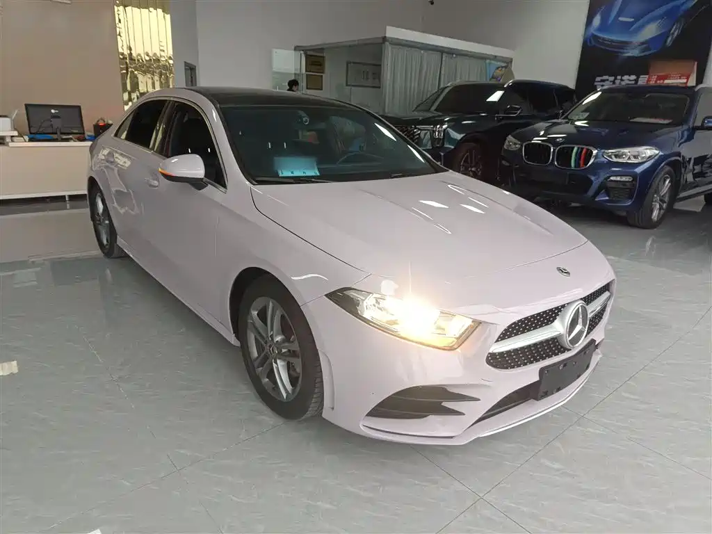 Mercedes-Benz A-Class 2021 facelift A 180 L sports sedan купить на сайте DeffCars