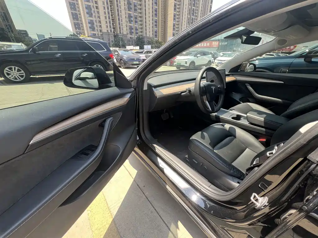 Model 3 2021 Standard Range Rear Drive Upgraded Version купить на сайте DeffCars
