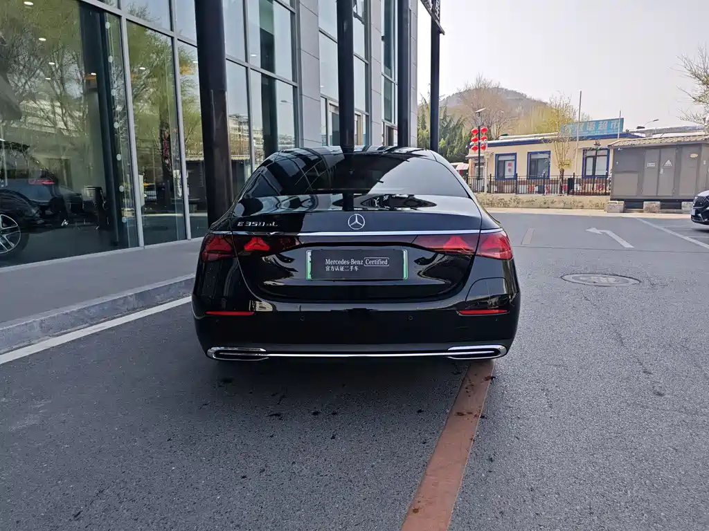 Mercedes-Benz E-Class New Energy 2024 E 350 e L plug-in hybrid sedan купить на сайте DeffCars