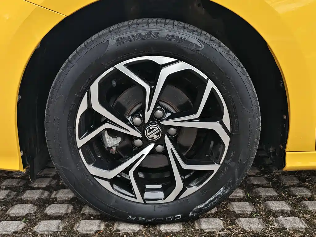 MG5 2021 180DVVT CVT Youth Deluxe Edition купить на сайте DeffCars