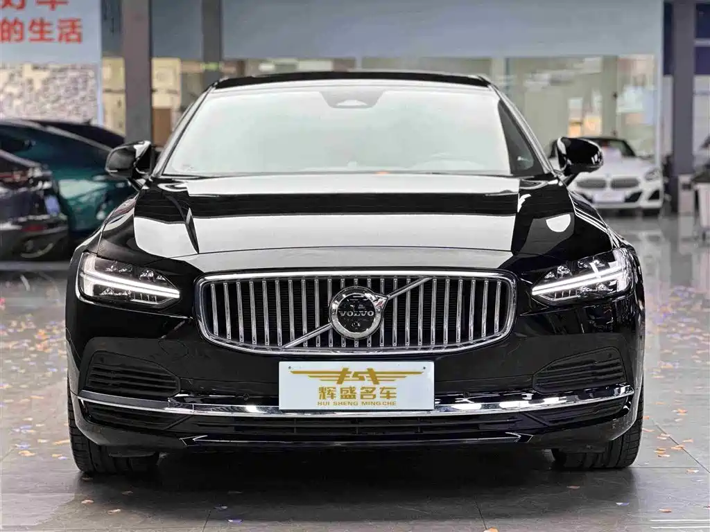 Volvo S90 plug-in hybrid 2025 plug-in hybrid four-wheel drive long range Zhiya luxury version купить на сайте DeffCars