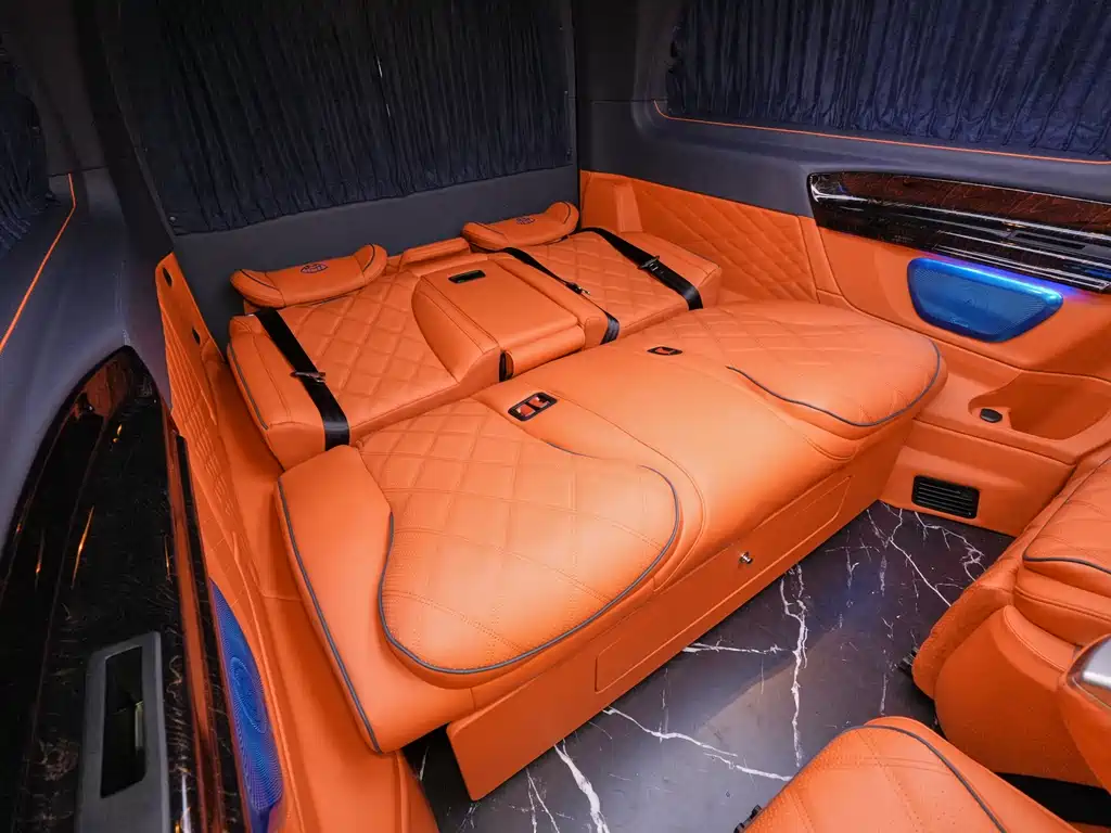 Vito 2024 2.0T Business Edition 7 seats купить на сайте DeffCars