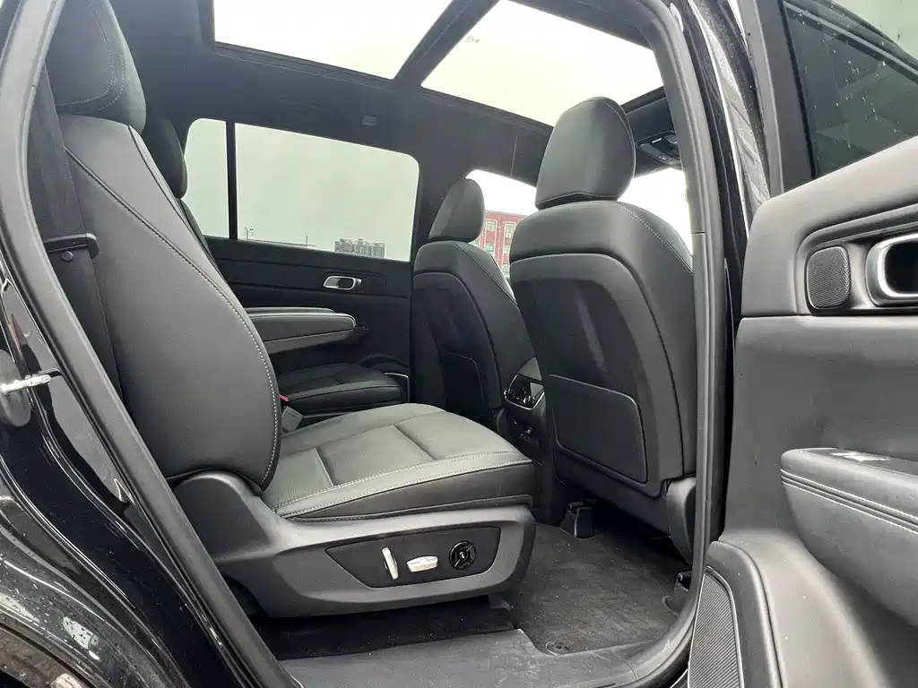 Ideal ONE 2021 extended range 6-seater version купить на сайте DeffCars