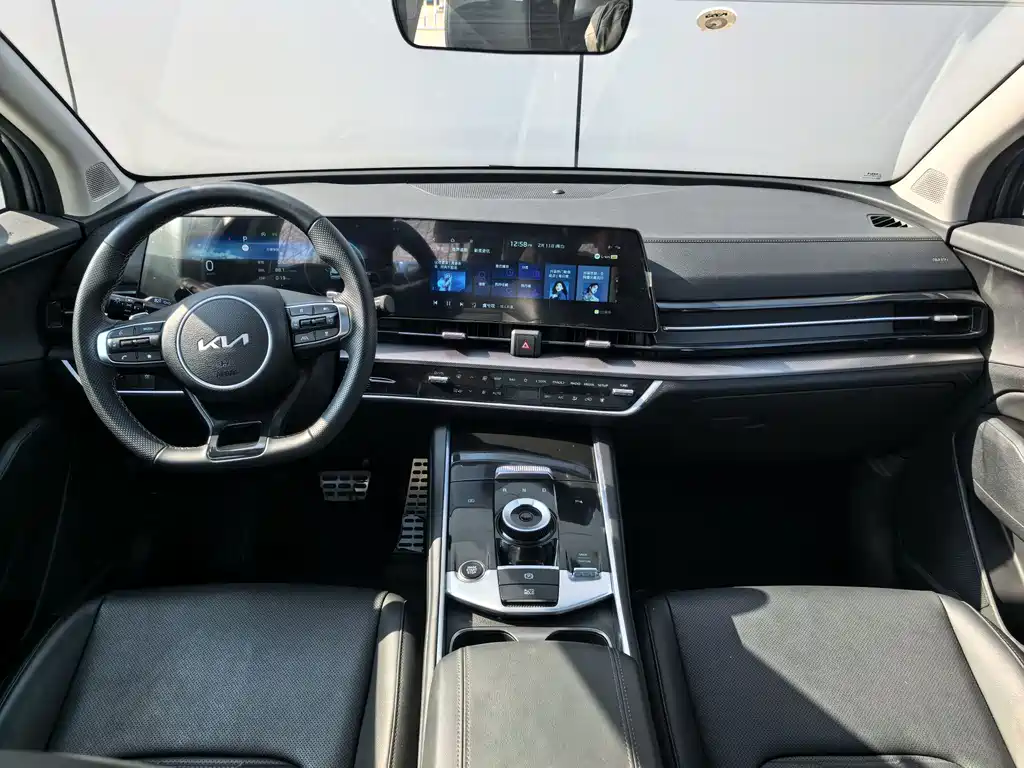 Lion Expands the World 2025 2.0T Two-wheel Drive Premium Edition купить на сайте DeffCars