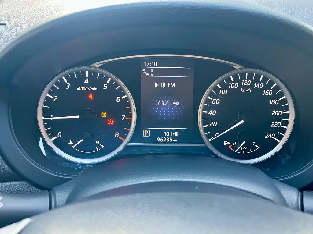 Tiida 2021 1.6L CVT Smart Travel Edition купить на сайте DeffCars