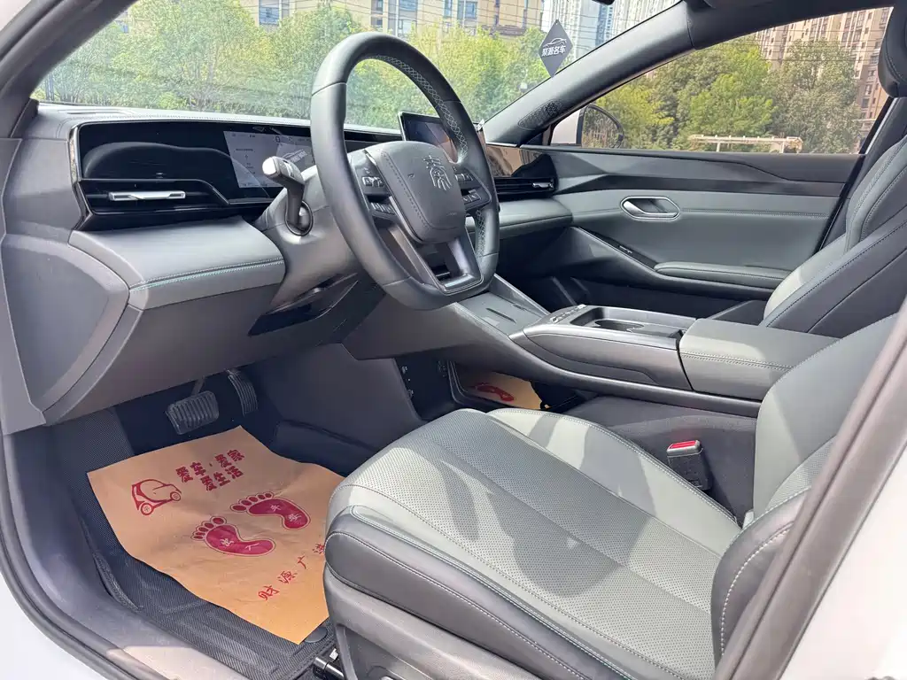 Qin L 2025 EV 470KM leading model купить на сайте DeffCars