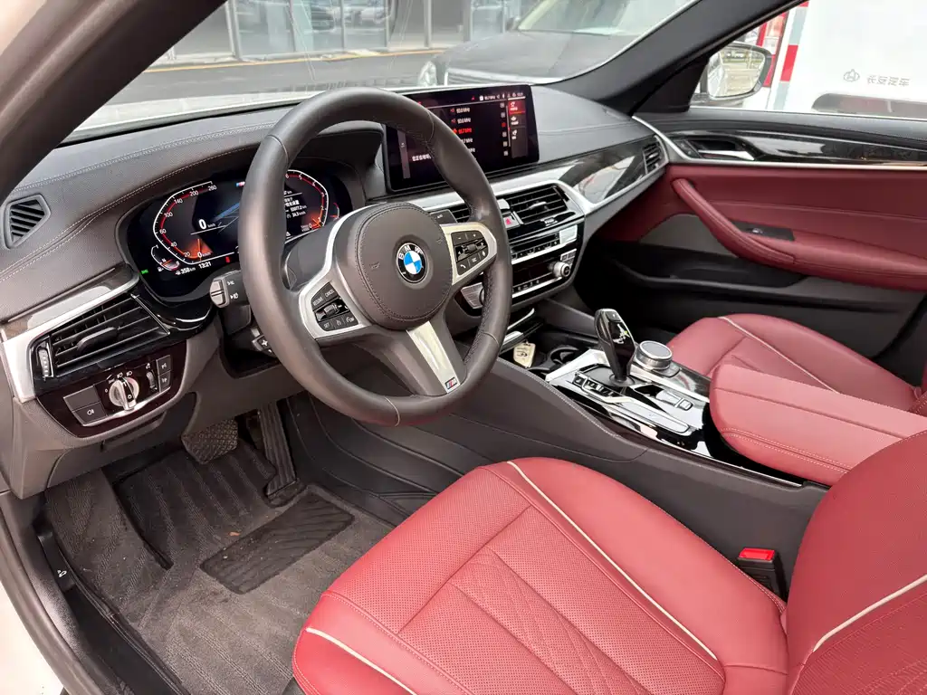 BMW 5 Series 2022 525Li M Sports Package купить на сайте DeffCars