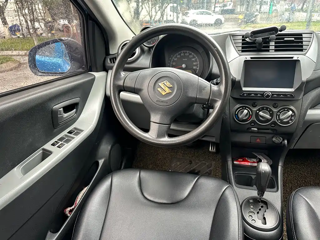 Alto 2013 1.0L automatic luxury model купить на сайте DeffCars