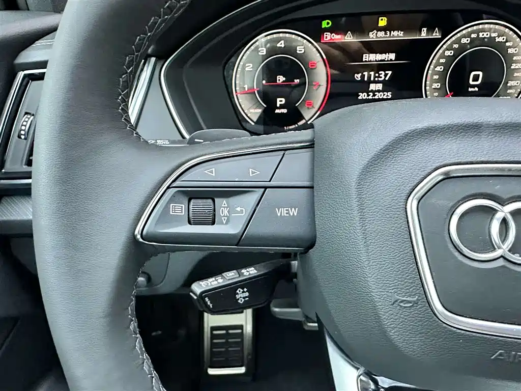 Audi Q5L 2024 40 TFSI luxury and dynamic model купить на сайте DeffCars