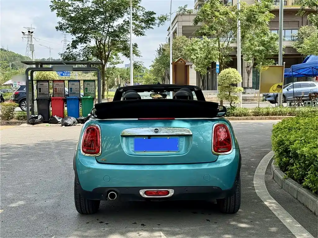 MINI 2019 1.5T COOPER CABRIO Classic купить на сайте DeffCars