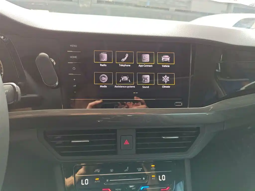 Bora 2021 1.5L Automatic Elite Intelligent Edition купить на сайте DeffCars
