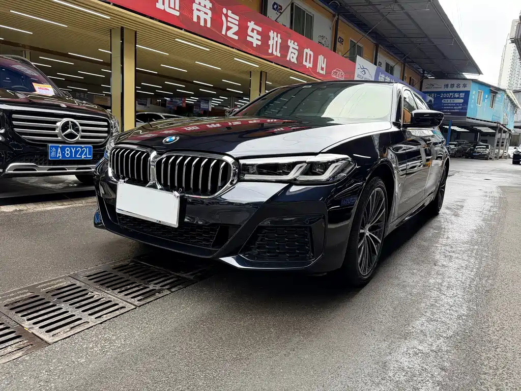 BMW 5 Series 2023 facelift 530Li leading M sports package купить на сайте DeffCars