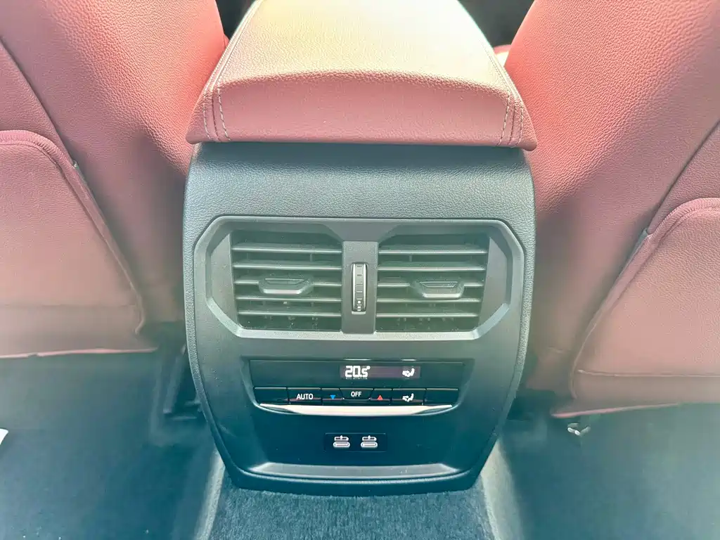 BMW 3 Series 2025 330Li M Sports Night Package купить на сайте DeffCars