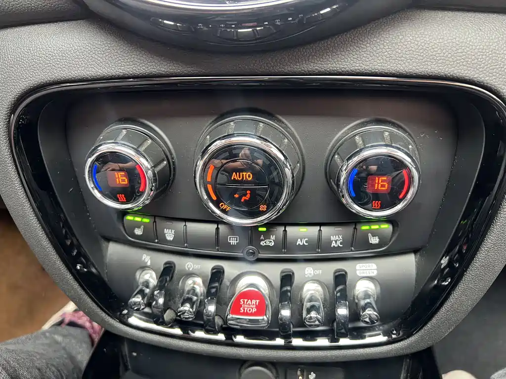 MINI CLUBMAN 2022 2.0T COOPER S купить на сайте DeffCars