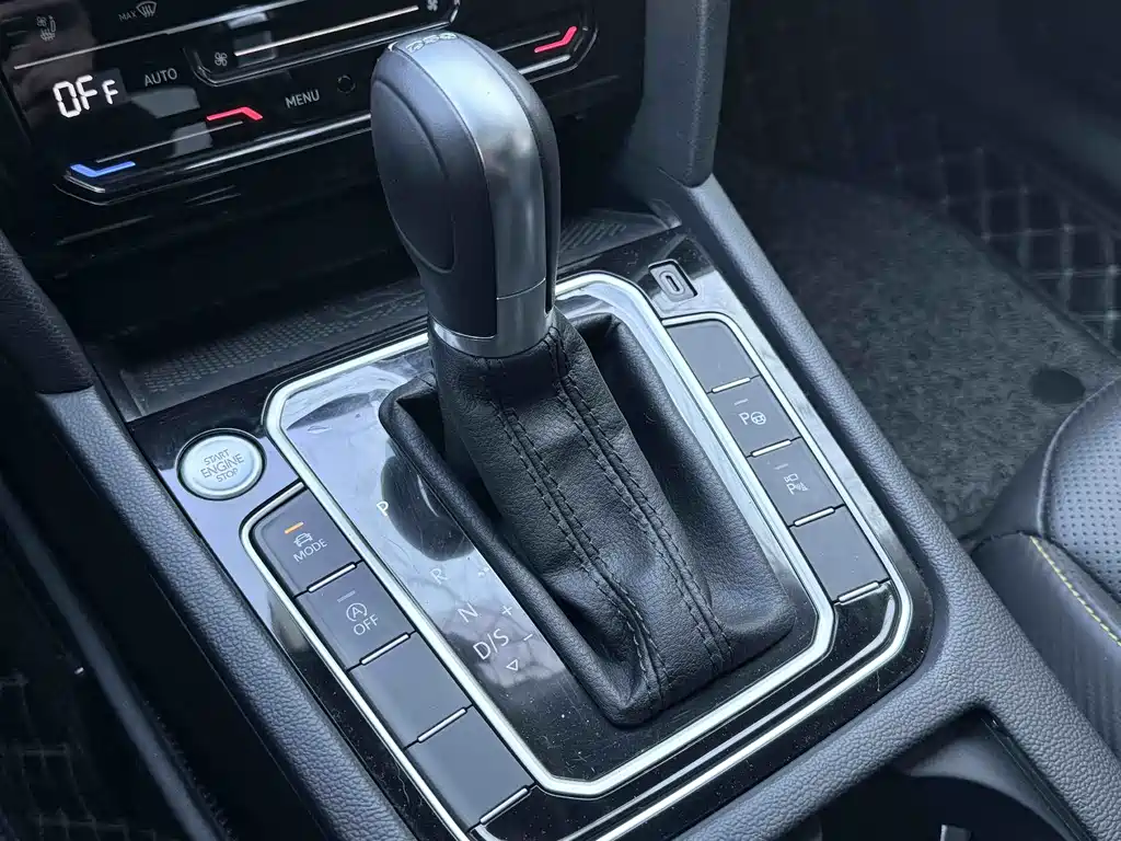 FAW-Volkswagen CC 2024 380TSI Dazzling Edition купить на сайте DeffCars