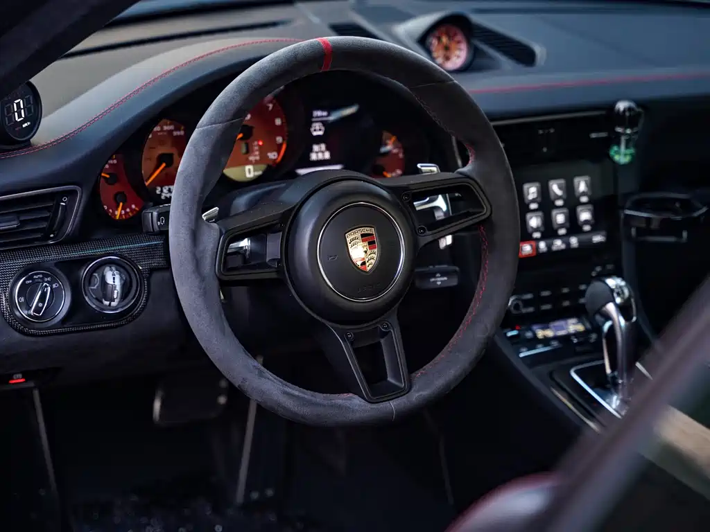 Porsche 911 2018 GT3 4.0L купить на сайте DeffCars