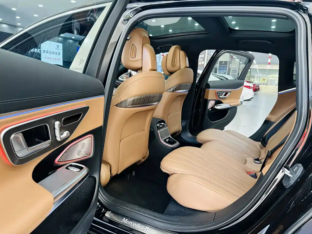 Mercedes-Benz E-Class 2024 E 300 L Luxury Model купить на сайте DeffCars