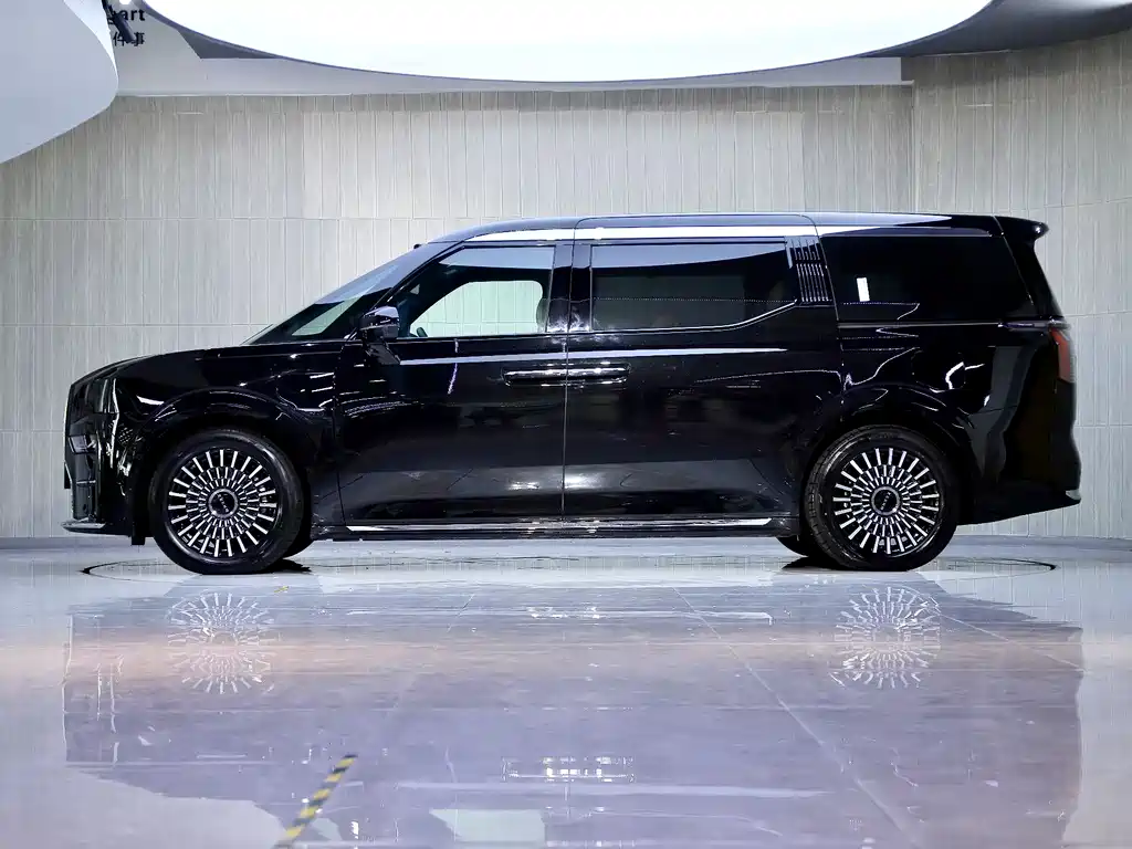 Jikrypton 009 2024 seven-seat aisle version four-wheel drive 108kWh купить на сайте DeffCars