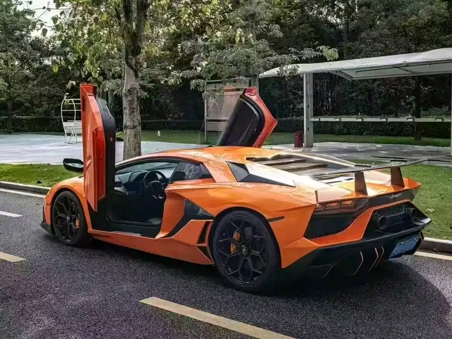 Aventador 2011 LP 700-4 купить на сайте DeffCars