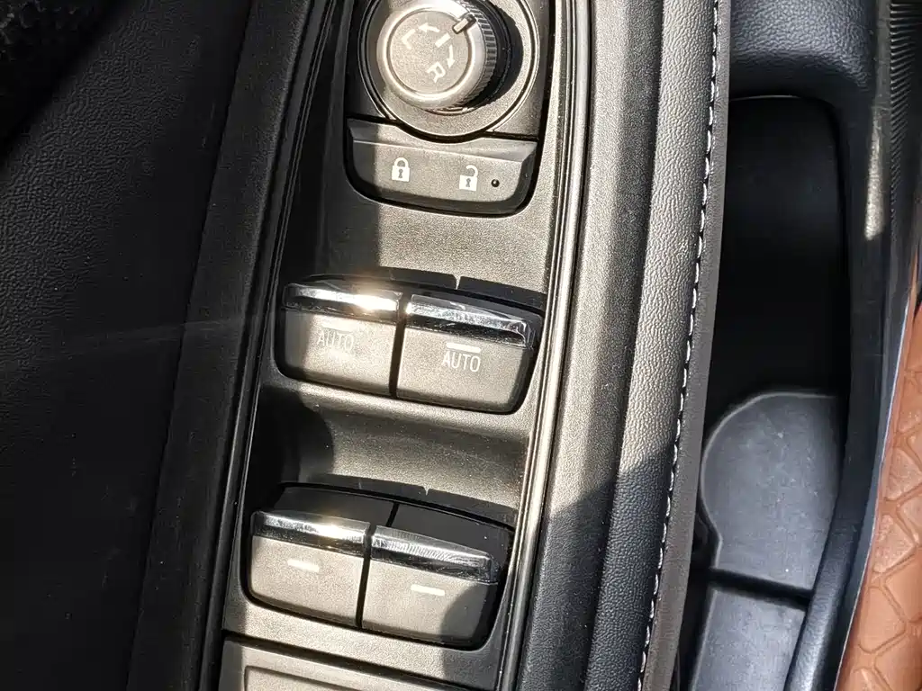 Forester 2022 2.0i AWD Deluxe Edition EyeSight купить на сайте DeffCars
