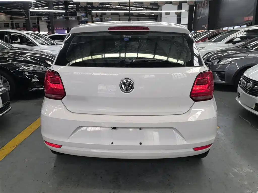 Polo 2016 1.4L automatic fashion model купить на сайте DeffCars