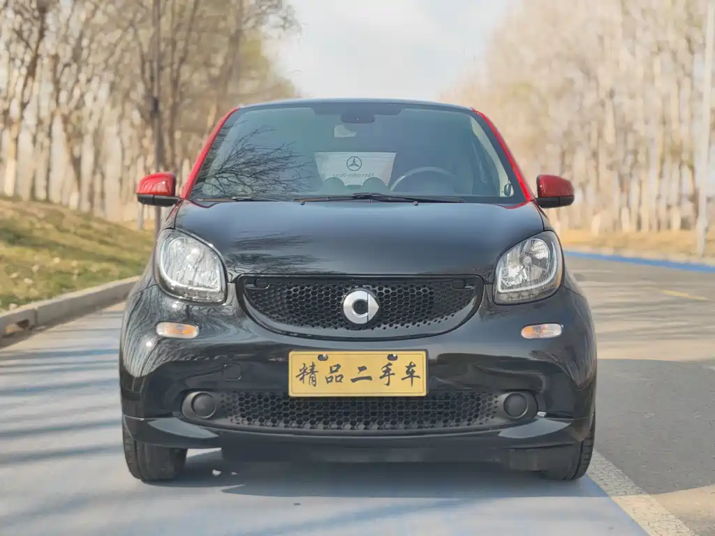 smart fortwo 2019 0.9T 66kW hard top engine version National VI купить на сайте DeffCars