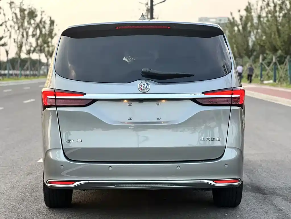 Buick GL8 2023 Land Business Class 652T Luxury купить на сайте DeffCars