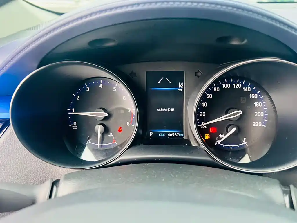Toyota C-HR 2022 2.0L Leading Edition купить на сайте DeffCars