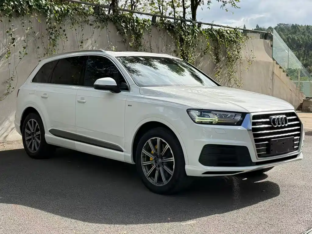 Audi Q7 2016 45 TFSI S line sports model купить на сайте DeffCars
