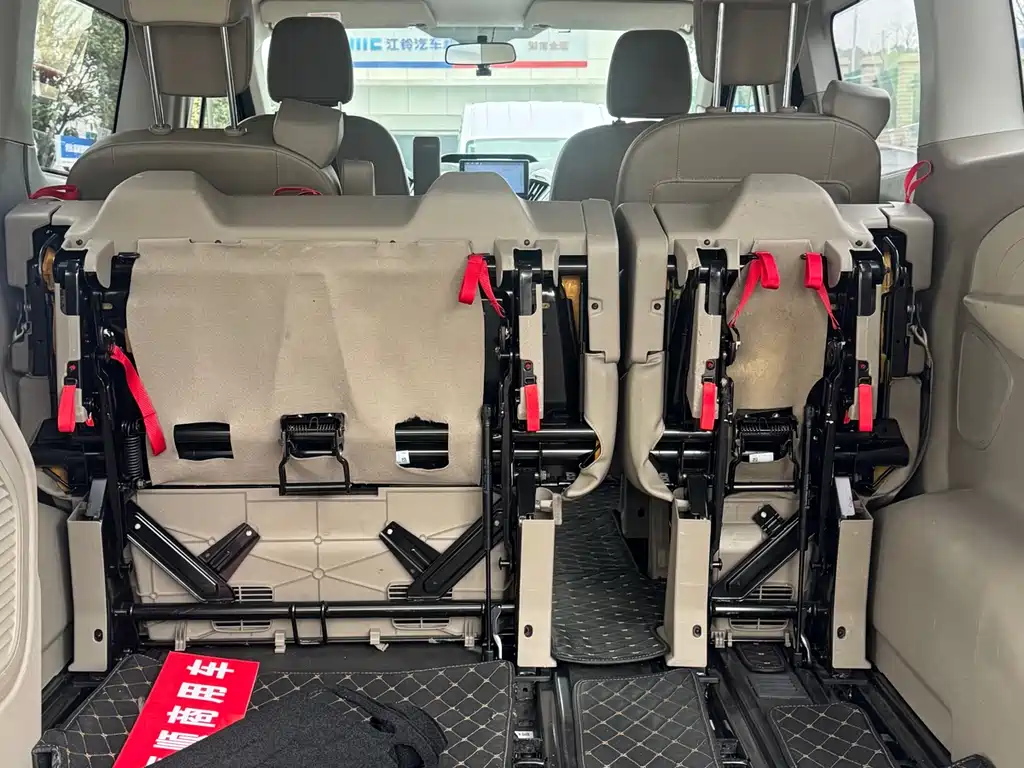 Transit 2019 2.0T diesel business travel short-axle low-roof 7-seater National VI купить на сайте DeffCars