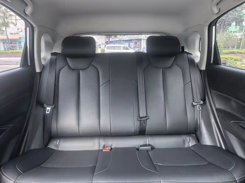 V 2022 Trendy 400 Lite купить на сайте DeffCars
