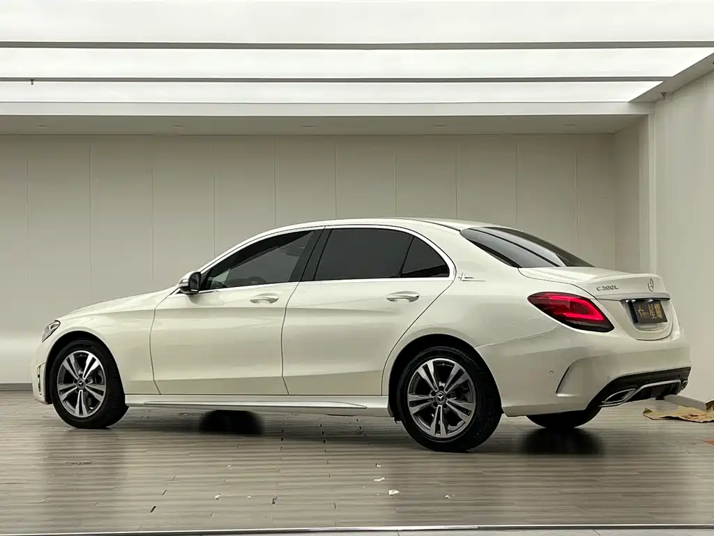 Mercedes-Benz C-Class 2020 C 200 L Fashionable Sports Edition купить на сайте DeffCars