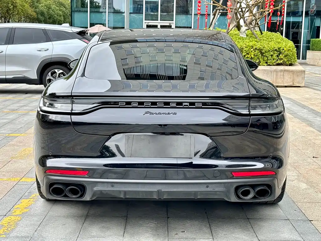 Panamera 2023 Panamera 2.9T Platinum Edition купить на сайте DeffCars