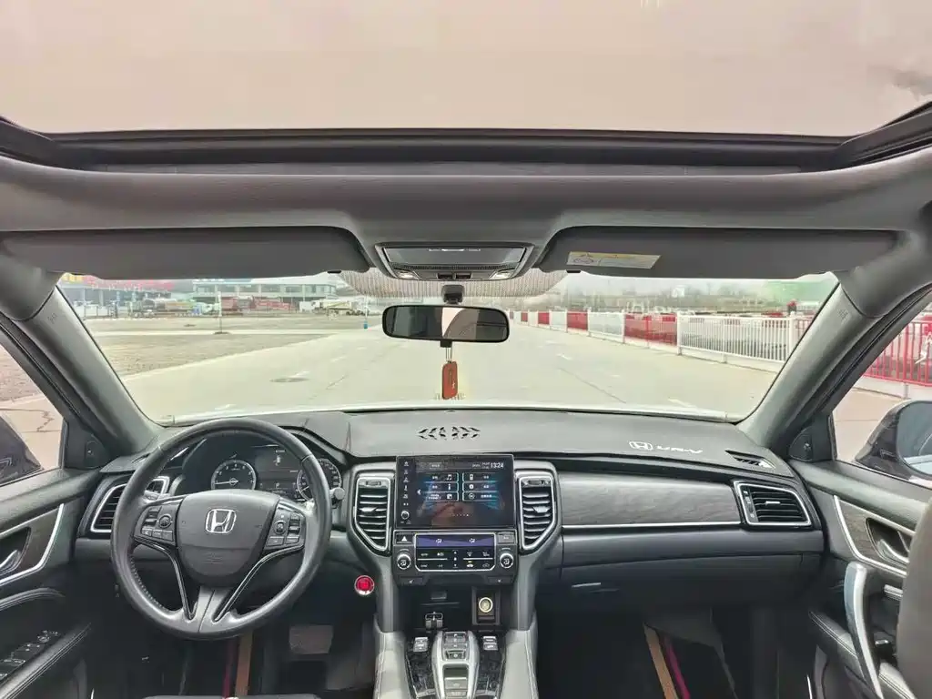 Honda UR-V 2020 370TURBO two-wheel drive premium version купить на сайте DeffCars