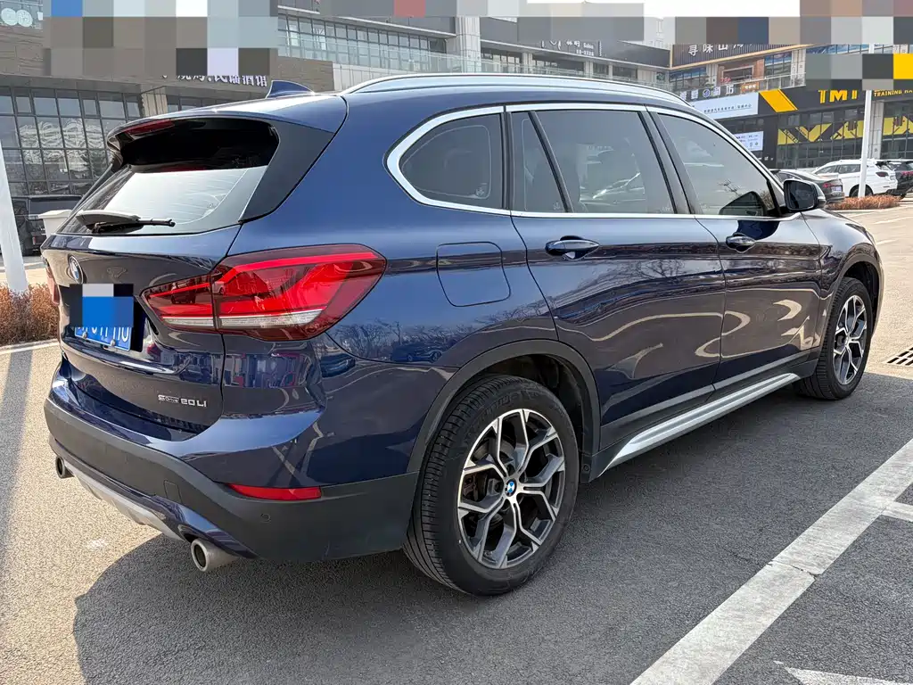 BMW X1 2020 sDrive20Li Exclusive Model купить на сайте DeffCars