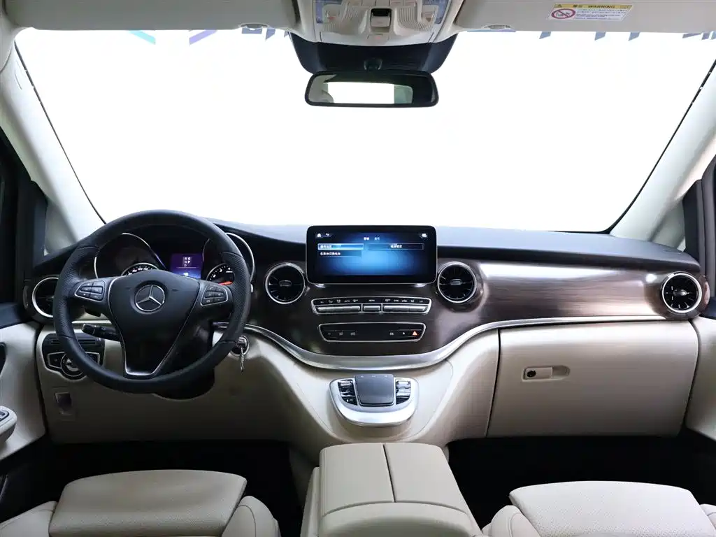 Mercedes-Benz V-Class 2022 V 260 Pilot Edition купить на сайте DeffCars