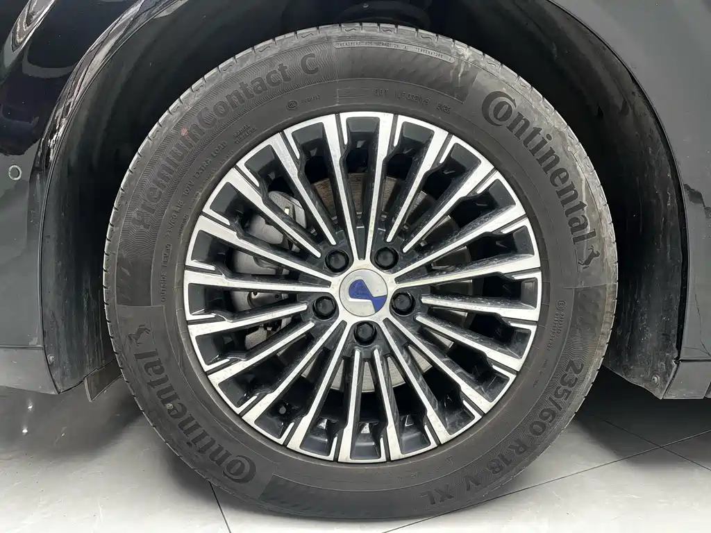 Denza D9 2022 DM-i 970 four-wheel drive premium model купить на сайте DeffCars