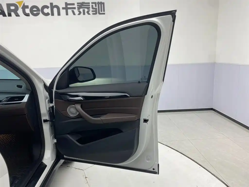 BMW X1 2021 sDrive20Li Fashion Model купить на сайте DeffCars
