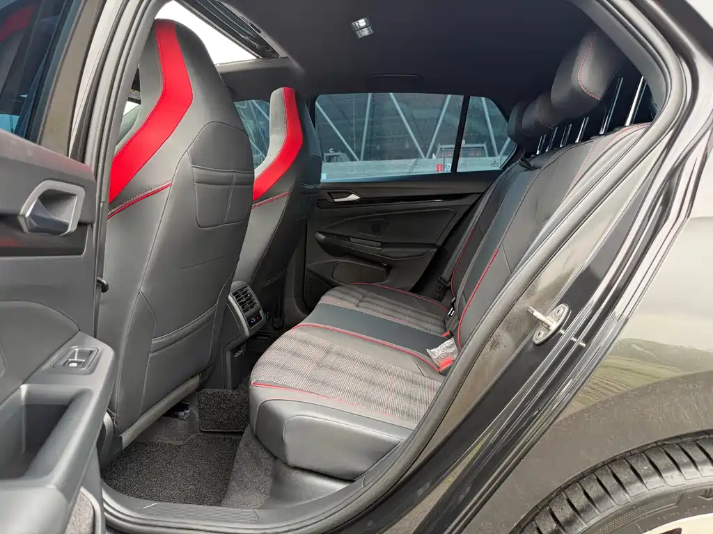 Golf GTI 2023 380TSI DSG GTI купить на сайте DeffCars