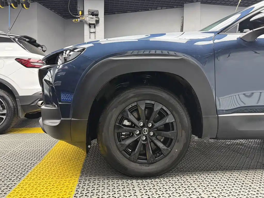 Mazda CX-50 2023 2.0L Leading Edition купить на сайте DeffCars