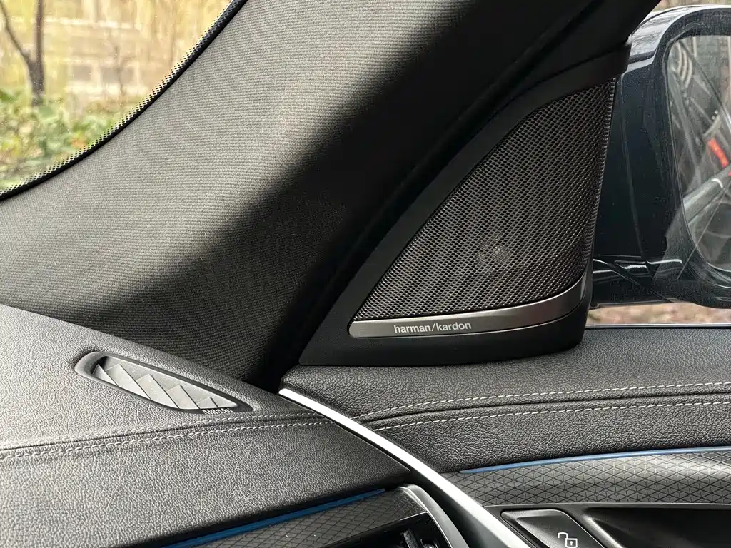 BMW 5 Series New Energy 2021 535Le Pioneer Edition M Sports Package купить на сайте DeffCars