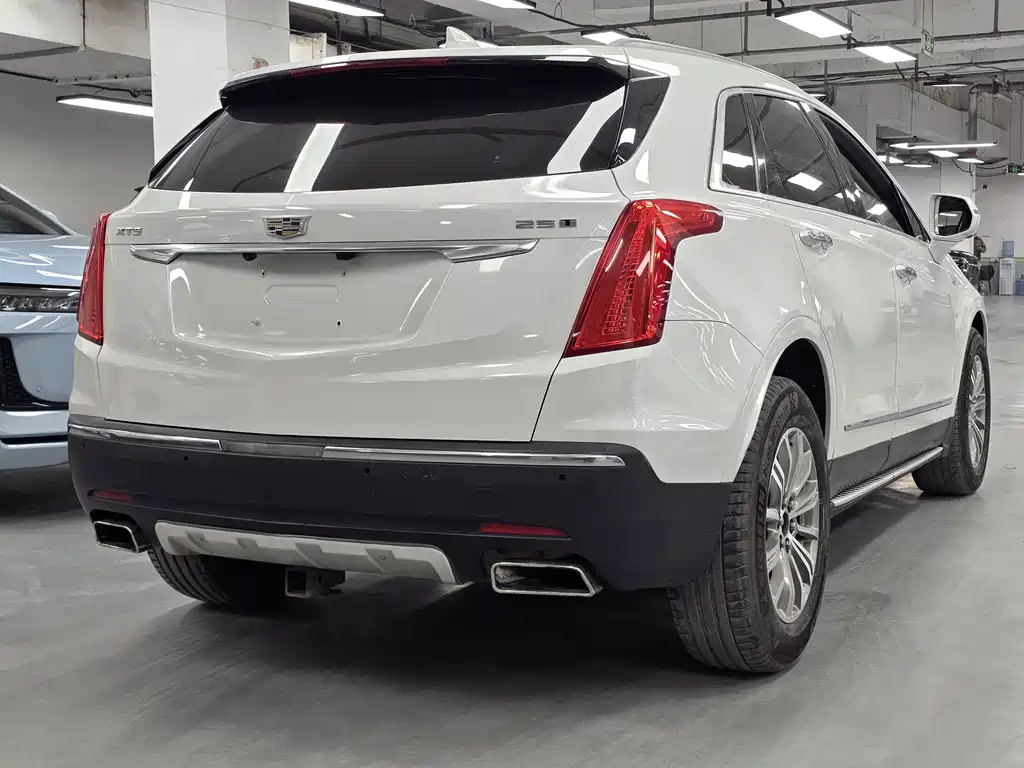 Cadillac XT5 2016 25T luxury model купить на сайте DeffCars