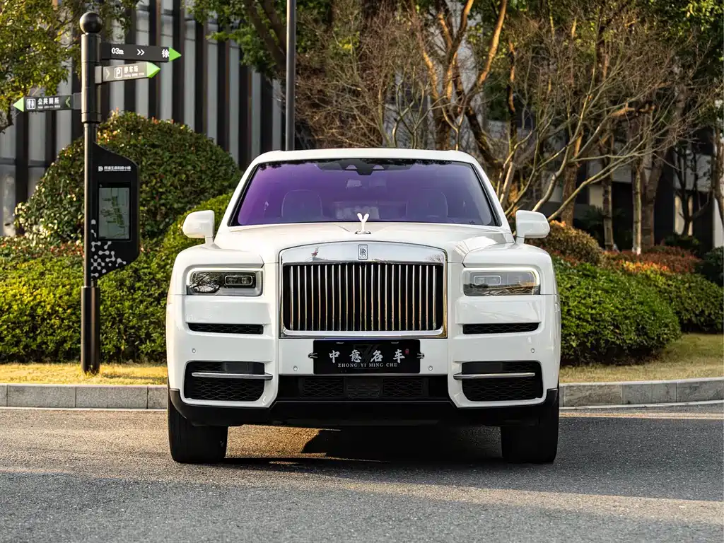 Cullinan 2018 five-seater version купить на сайте DeffCars