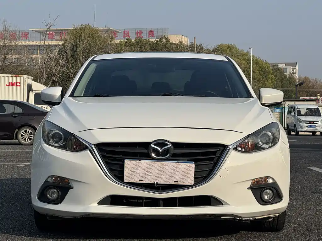 Mazda3 Angkesela 2014 sedan 1.5L automatic luxury model купить на сайте DeffCars