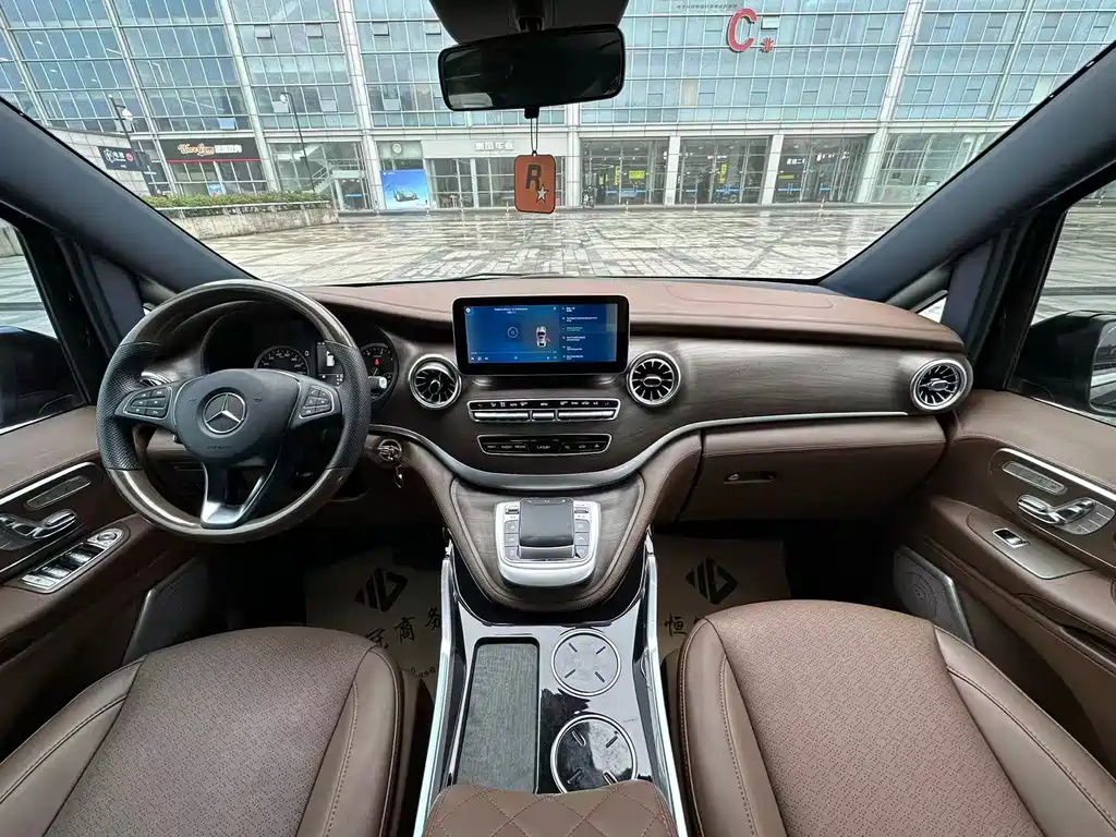 Vito 2021 2.0T Business Edition 7 seats купить на сайте DeffCars
