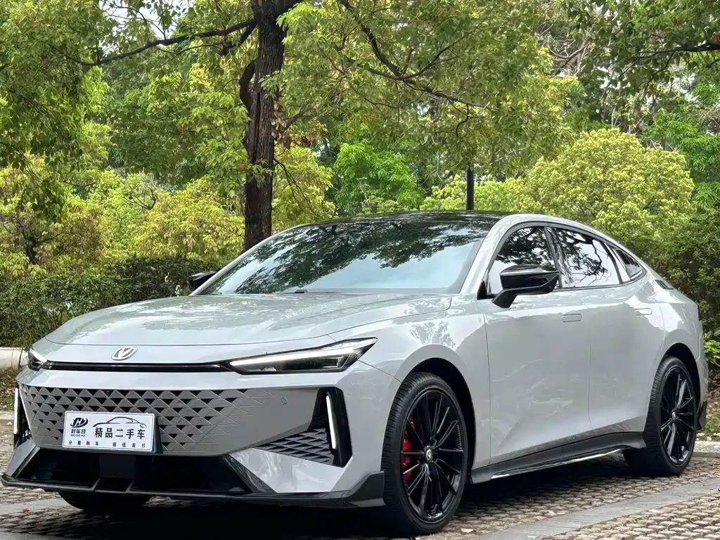 Changan UNI-V 2024 1.5T noble sports model купить на сайте DeffCars