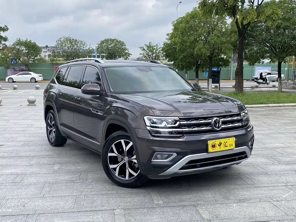 TERAMONT 2019 380TSI four-wheel drive luxury version National VI купить на сайте DeffCars