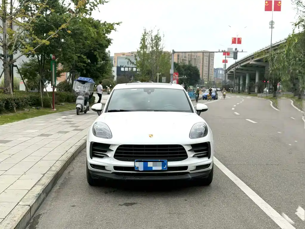 Macan 2020 2.0T купить на сайте DeffCars