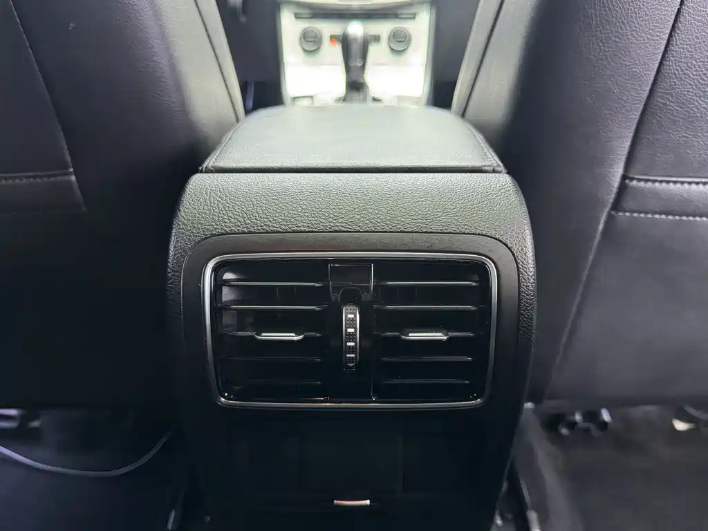 FAW-Volkswagen CC 2018 1.8TSI premium model купить на сайте DeffCars